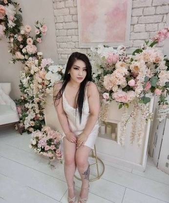 Полина